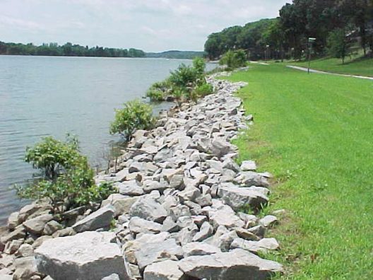 Calcolo Riprap a protezione alveo fluviale